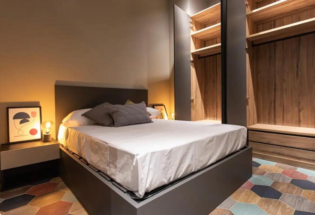 Appartamento Reina Flats Valencia Playa El Cabanyal Esterno foto