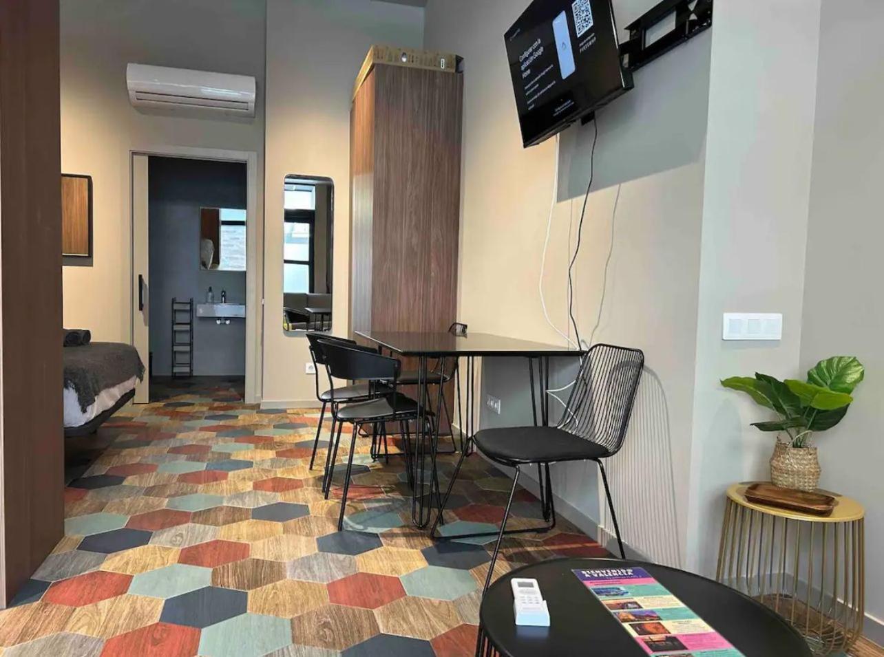 Appartamento Reina Flats Valencia Playa El Cabanyal Esterno foto