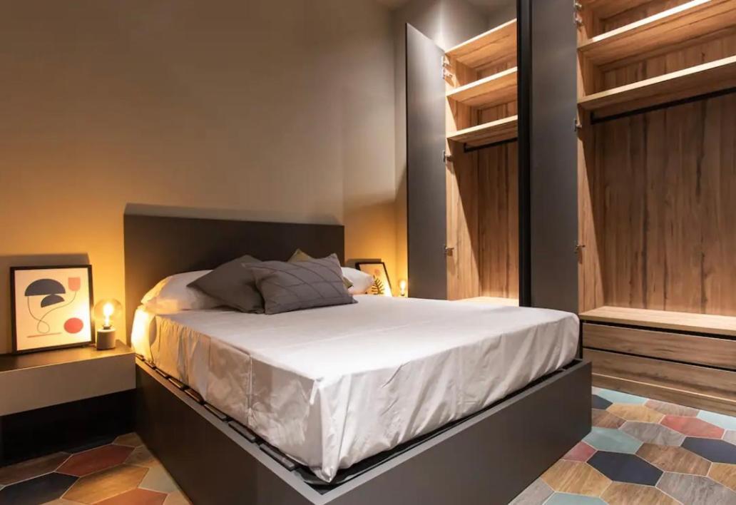 Appartamento Reina Flats Valencia Playa El Cabanyal Esterno foto