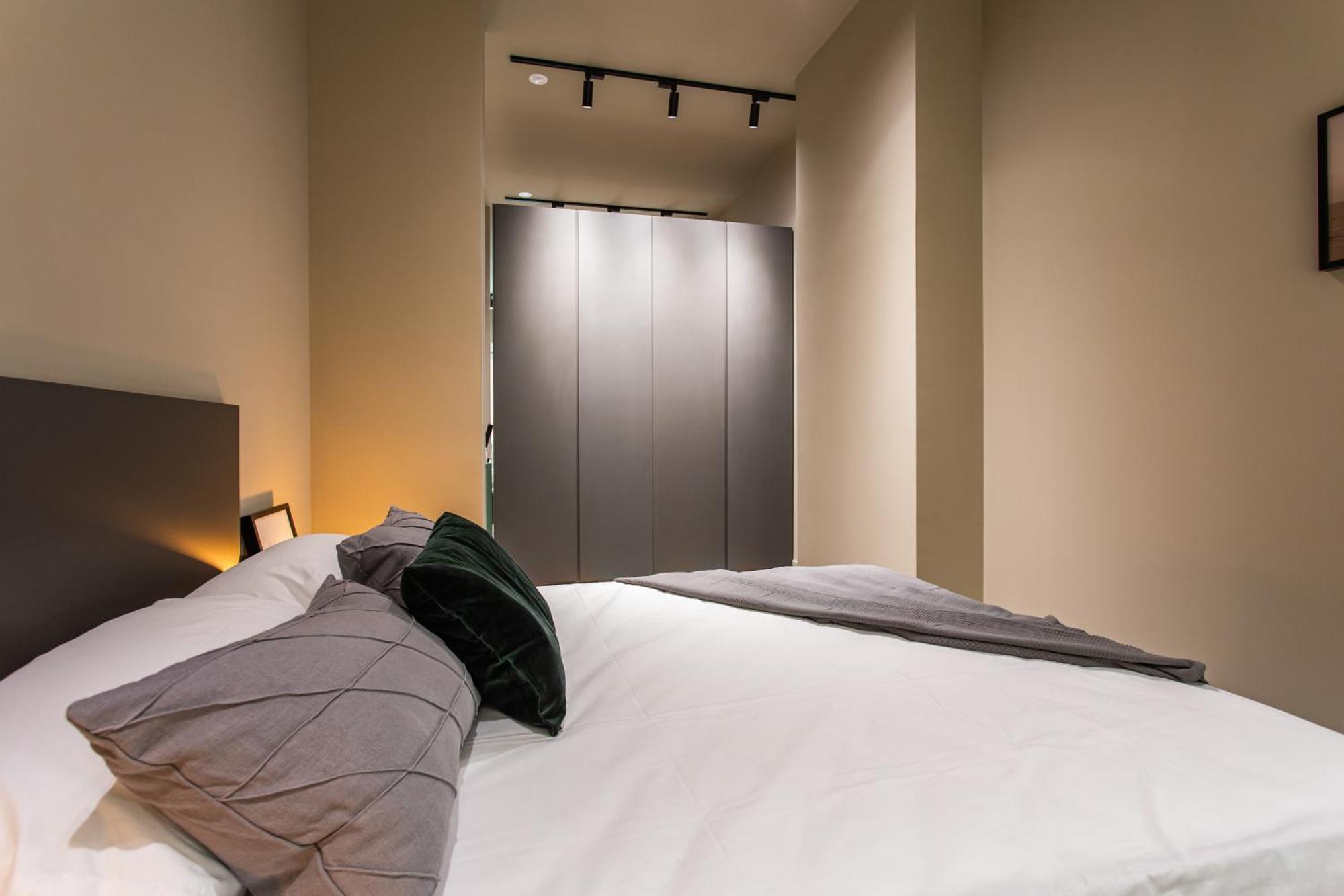Appartamento Reina Flats Valencia Playa El Cabanyal Esterno foto