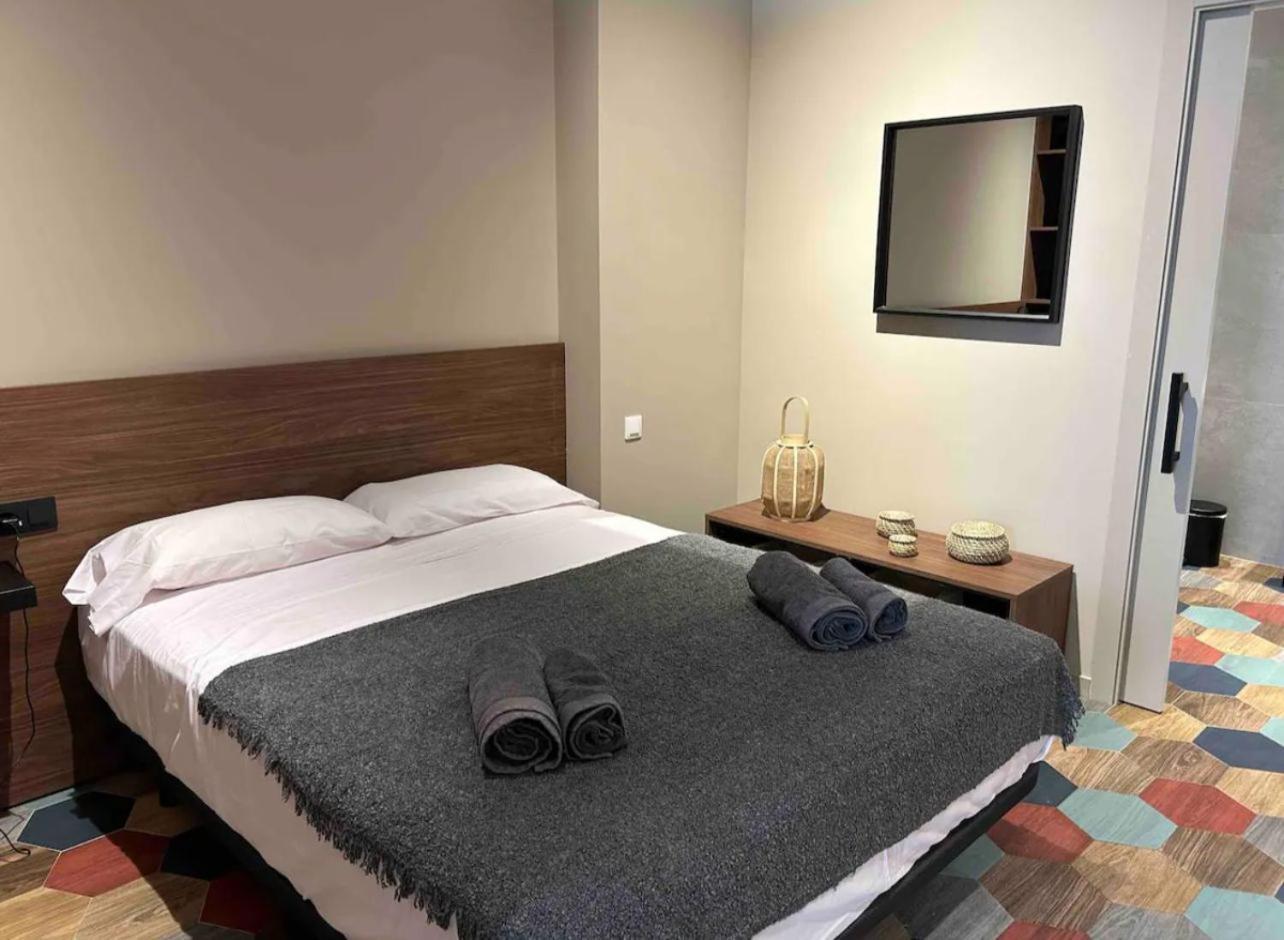 Appartamento Reina Flats Valencia Playa El Cabanyal Esterno foto